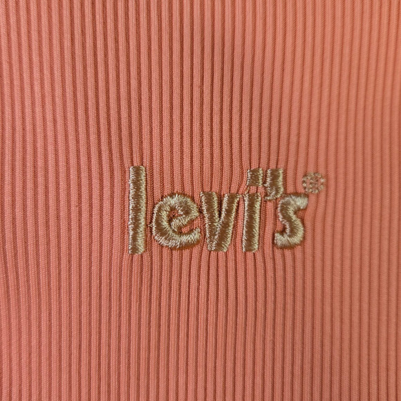 Levi's Coral Orange Ribbed High Rise Bike Shorts Stretchy Activewear Size Medium - Picture 8 of 9